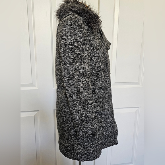 Calvin Klein Gray Trench Coat with Notched Lapel - Picture 4 of 8